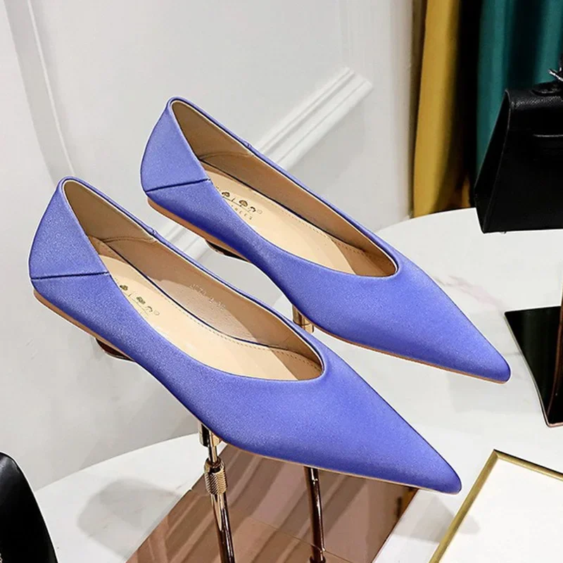 Frauen 0,5 cm Low Heels Seide Rosa Champagner Wohnungen Weibliche Mode Koreanischen Stil Candy Farbe Prom Low Heels Dame Süße barfuß Schuhe