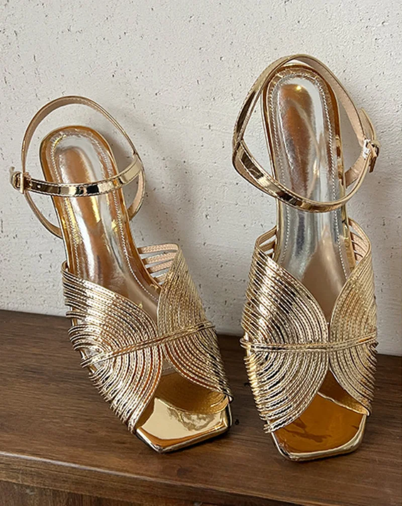 Sommer 2025, goldene Sandalen für Damen, offene Zehen, Schuhe, Schnallen, Damenschuhe mit mittelhohen Absätzen, Sandale, Korea, Komfort, die besten F H