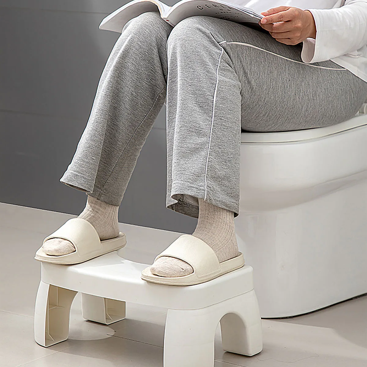 1pc Ältere stuhl schritt wc fuß spaziergang wc hocker Badezimmer Wc Rad hocker für wc hocken hocker faltbare stuhl, nicht-slip