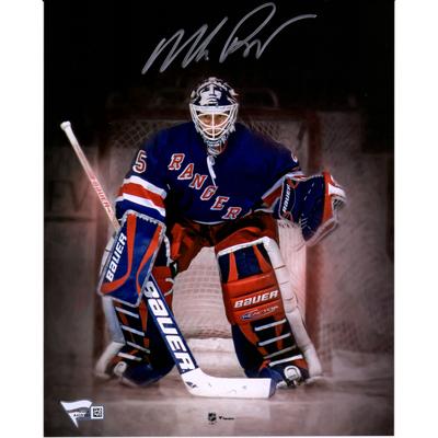Signiertes 8 x 10 Zoll großes Foto „In Net Spotlight“ von Mike Richter, New York Rangers Image