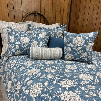 Brisia Comforter Denim, Queen, Denim