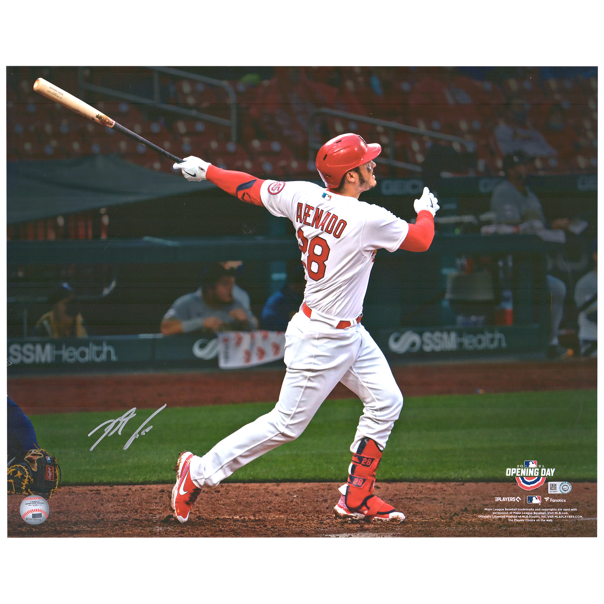 Nolan Arenado, St. Louis Cardinals, signiertes 16" x 20" Home Run-Foto vom Eröffnungstag 2021 Image