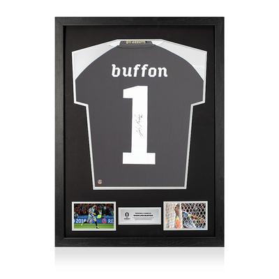 UEFA 2024 Auf der Rückseite signiertes und als Held gerahmtes Torwarttrikot von Gianluigi Buffon Image