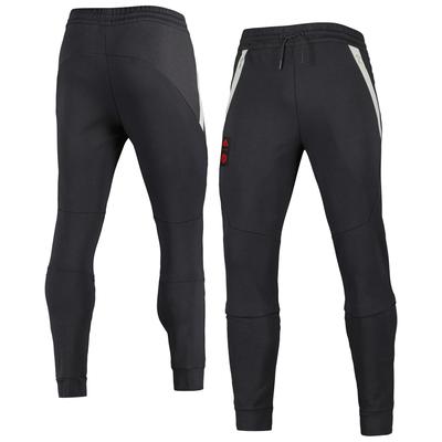 Schwarze adidas Chicago Fire 2023 Player Club Reisehose für Herren Image