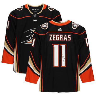 Schwarzes, signiertes Adidas-Trikot Nr. 11 von Trevor Zegras von den Anaheim Ducks Image