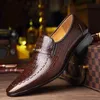 Männer Leder Schuhe 2025, Neue Männer Schuhe Casual PU Geprägte Leder Business Kleid Schuh Männliche Müßiggänger Große Größe 38-48 Tenis Masculinos