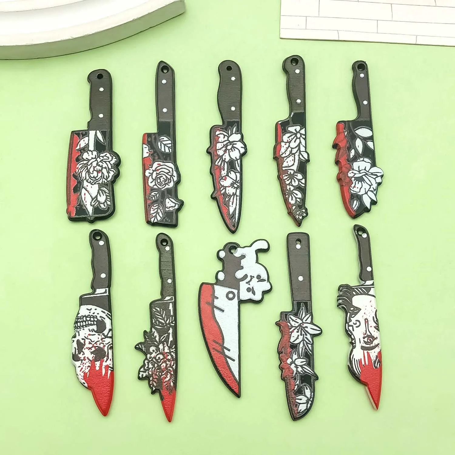 10 stücke Gothic gedruckt Blut messer Charms Acryl Blume, Schädel Anhänger für DIY Halloween Dekoration Schmuck Herstellung Zubehör Image