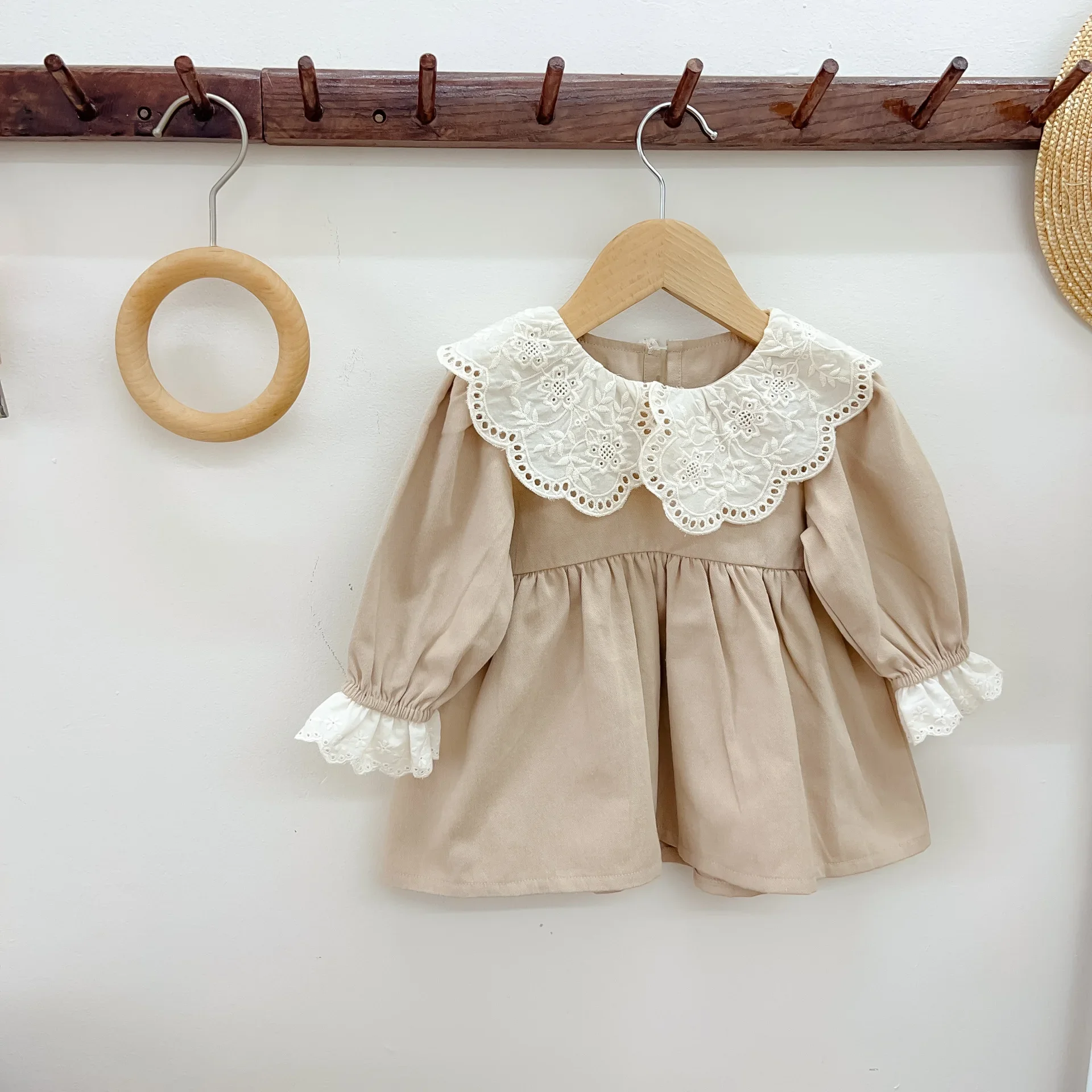 2024 neues Mädchen Herbst kleid: stilvolle Kinder Herbst College-Stil einfache kleine Mädchen Baby Prinzessin Kleid Image