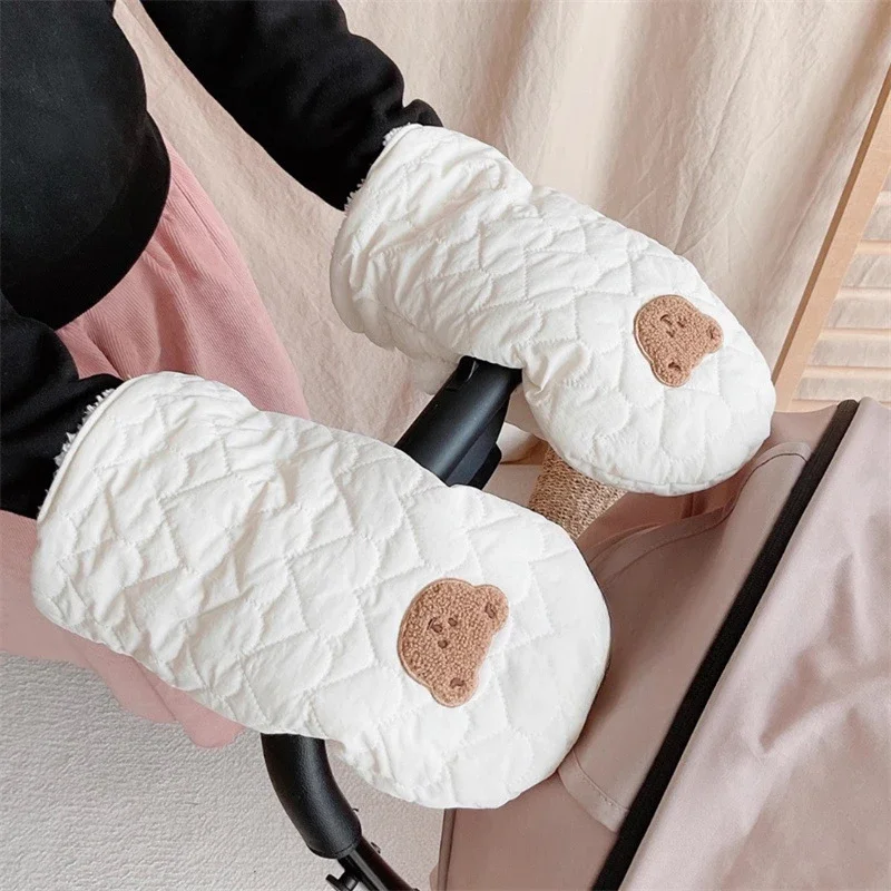 Neue universelle Winter Plüsch warme Kinderwagen Handschuhe wind dichte wasserdichte dicke Fleece Futter Kinderwagen Hand wärmer Kinderwagen Fäustlinge Image