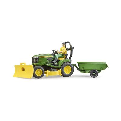 Bruder bworld John Deere Lawn Mower Tractor with Trailer and Gardener 2-4 - Ages 5-7 - Green