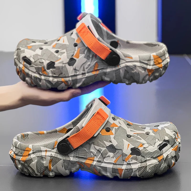 Neue männer Clogs Hausschuhe Sandale Männlichen Garten Schuhe Flache Camouflage Sandalen Männlichen Turnschuhe Outdoor-Flip-Flops Hause Clogs