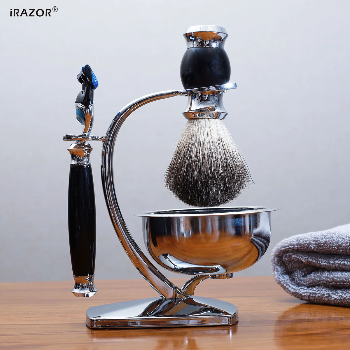 iRAZOR 5-Blade Fusion Safety Razor Rasierset mit Dachshaar-Rasierpinsel und Schüsselständerhalter – Pflegecadeau für Männer Image