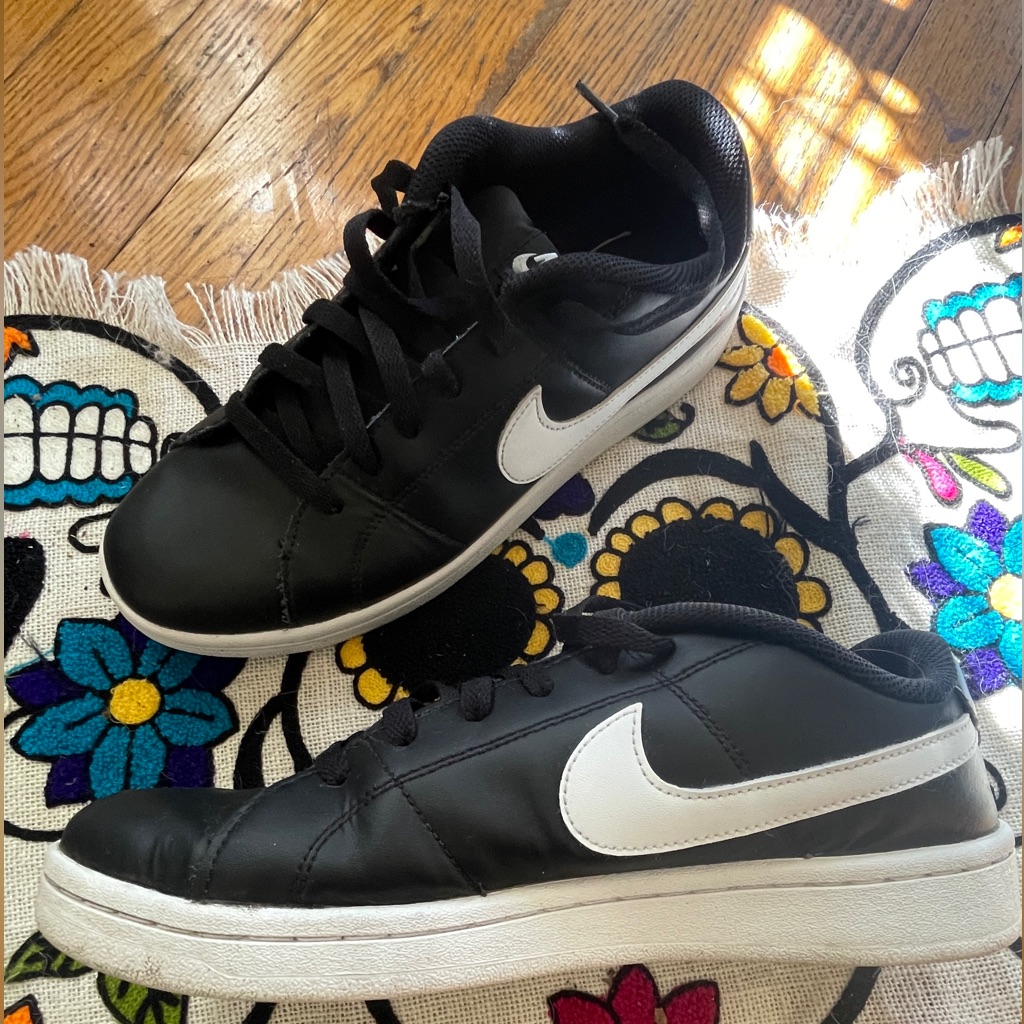 Nike Shoes | Black And White Leather Nike Sneakers Nike Court Low Top Men's Size 9 | Color: Black/White | Size: 9