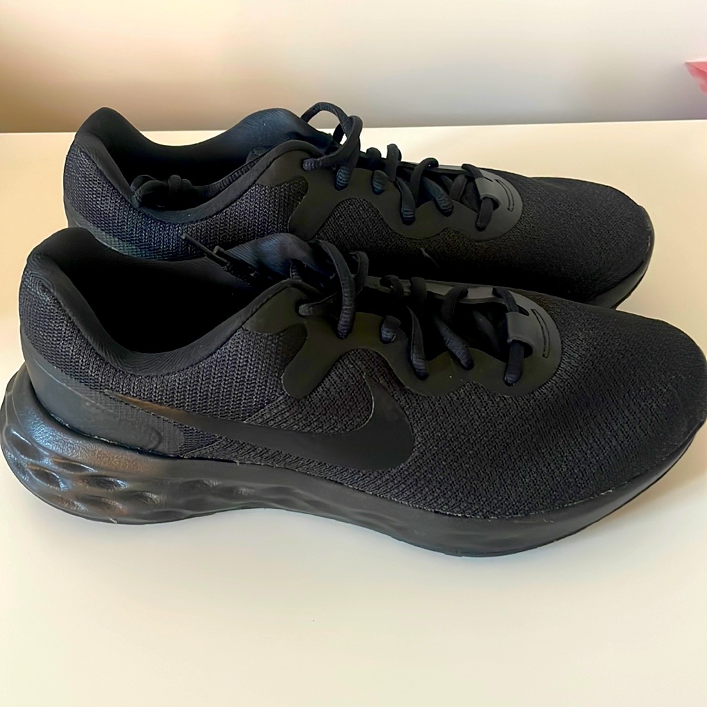 Nike Shoes | Brandnew Nike Men’s Sneakers All Black | Color: Black | Size: 9