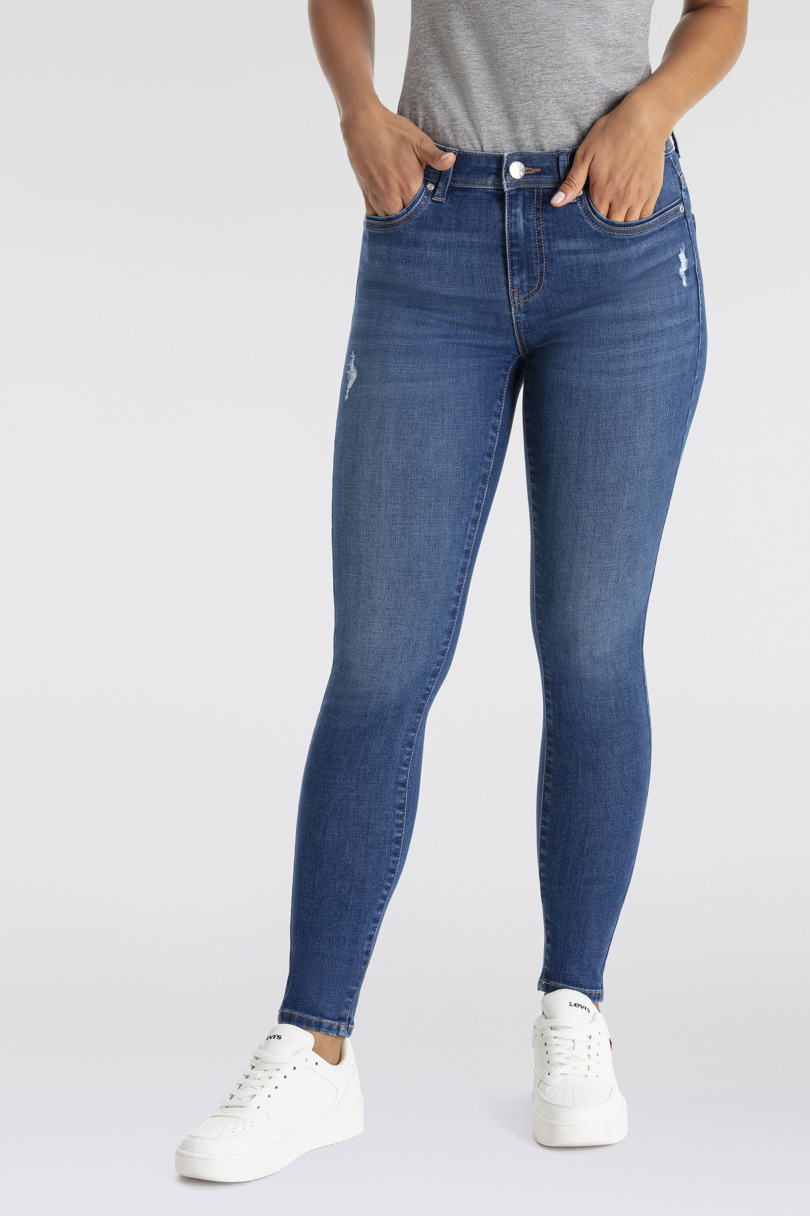 Skinny-fit-Jeans ONLY "ONLWOW – Skinny-Jeans mit Stretch für schlanke Silhouette", Damen, Gr. M (38), Länge 30, blau (medium blau denim), Denim/Jeans, Obermaterial: 64% Baumwolle, 31% Polyester, 3% Viskose, 2% Elasthan, unifarben, skinny fit lang,...