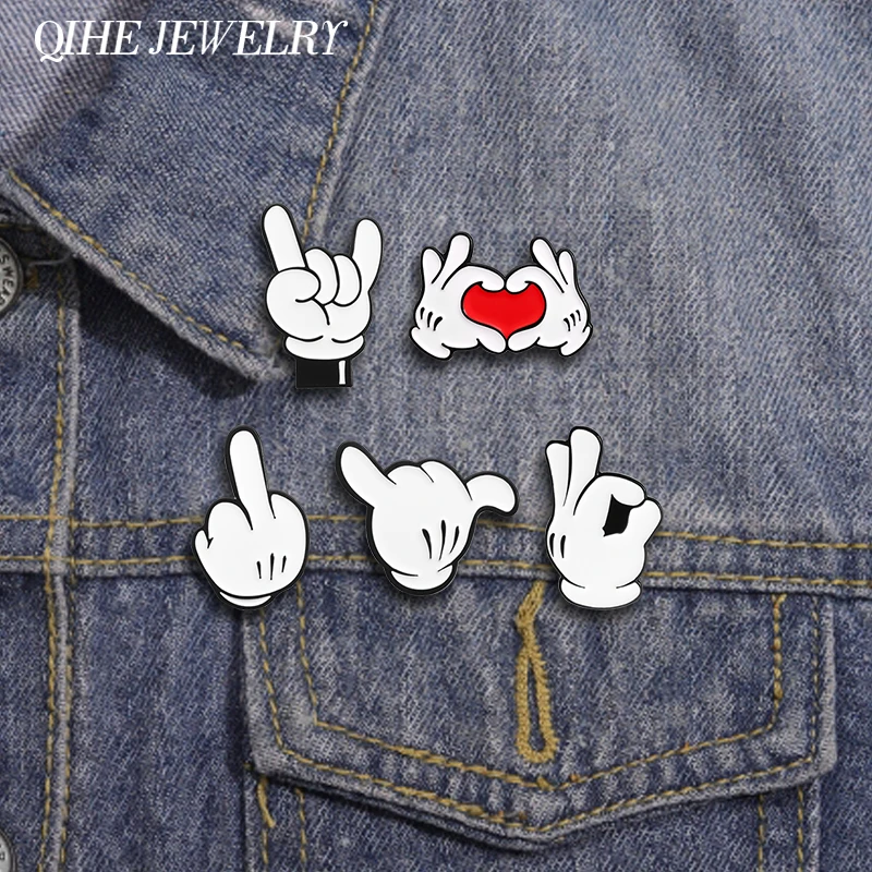 Cartoon Finger Geste Liebe Dich Brosche Emaille Pin Kreative Metall Dekoration Brosche Rucksack Revers Abzeichen Schmuck Geschenk für Freunde Image