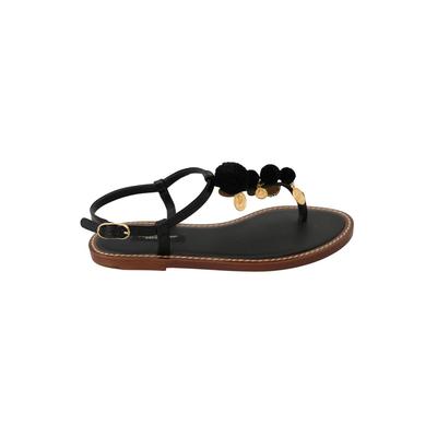 Leder findet Flip-Flop-Sandalen