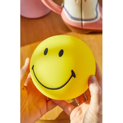 Mr Maria X Smiley Bundle Of Light Lamp - Yellow 12cm x H: 11 cm **Features** at Urban Outfitters