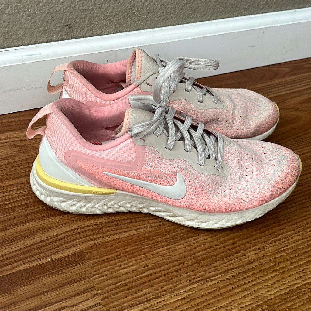 Nike Shoes | Women’s Nike Tennis Shoes | Color: Pink/Yellow | Size: 8.5