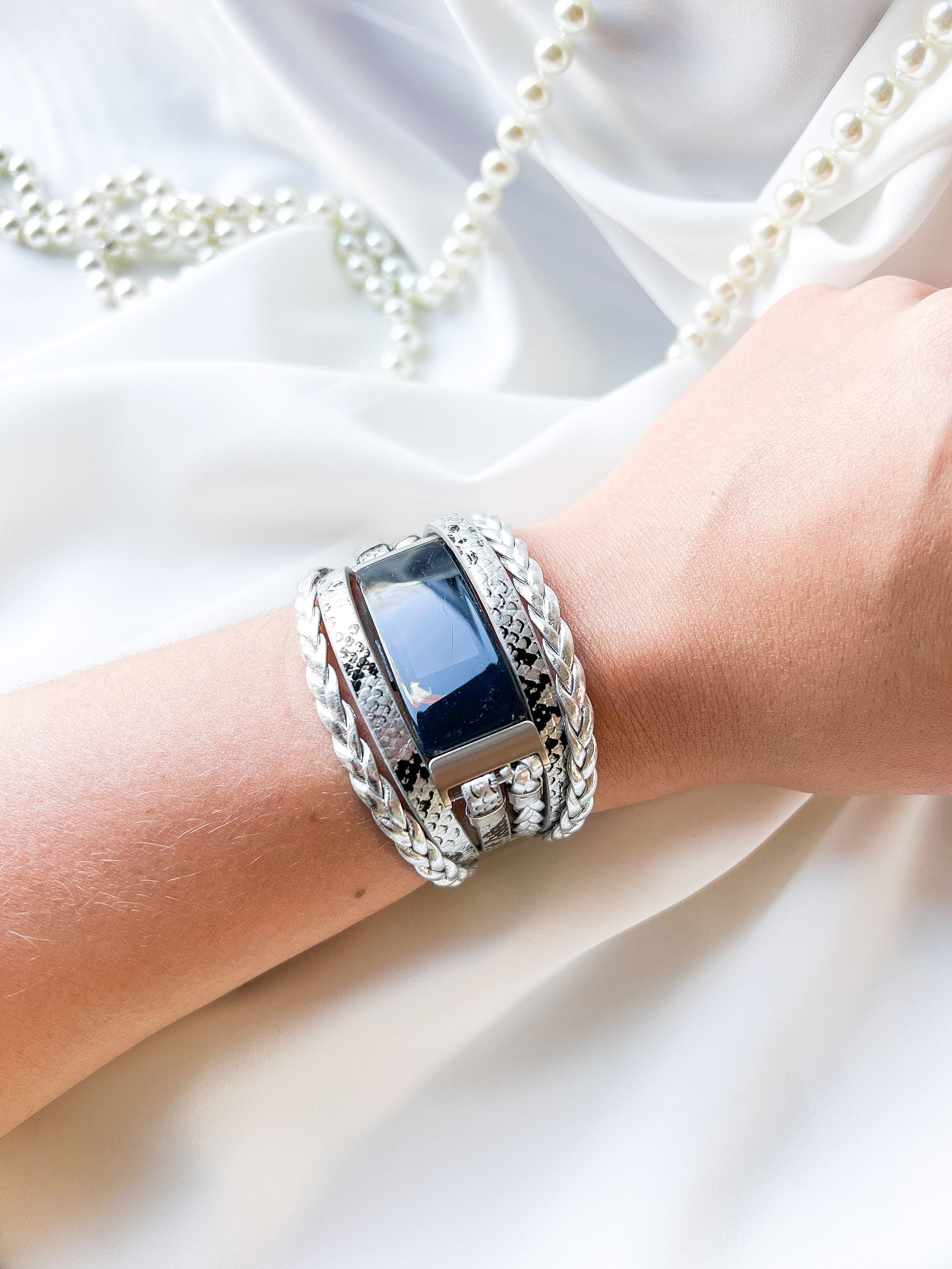 Bracelet de montre Fitbit LUXE à superpositions chics, Bracelet Fitbit Luxe, Bracelet Fitbit Luxe argenté or blanc noir, Bracelet Luxe peau de serpent
