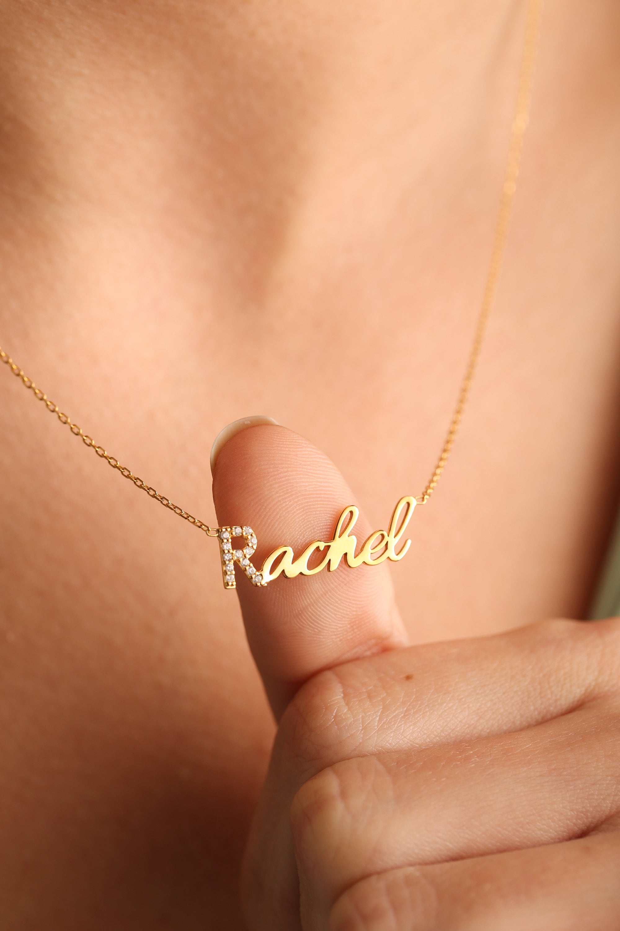 Collana Nome con Pietra CZ, Pave Nome Collana, Collana Nome Delicato, Nome Gioielli, Collana Personalizzata, Collana Regalo, Regali di Natale