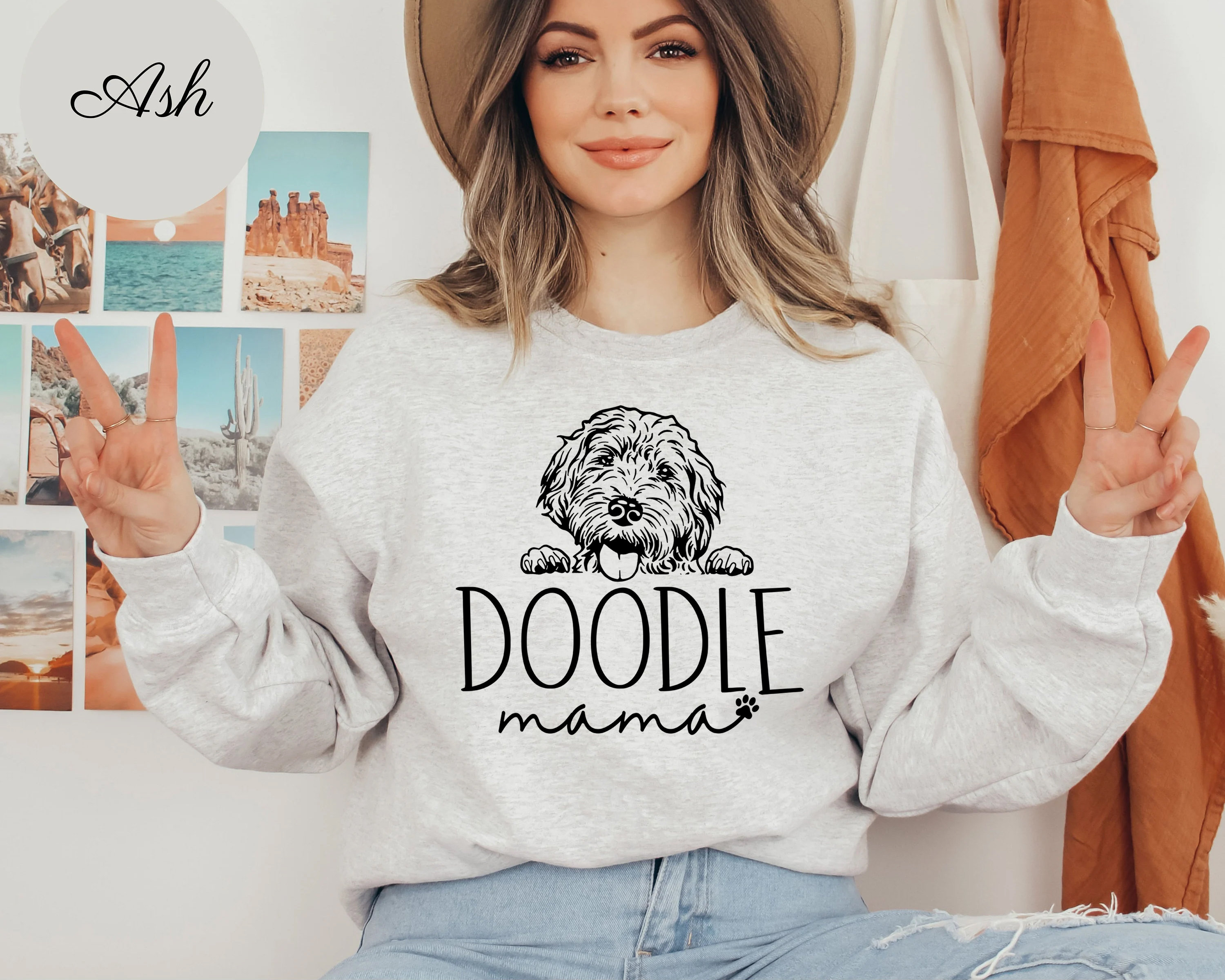 Felpa Doodle Mom Camicia Doodle Mom, Felpa Dog Mom, Regalo divertente per cani, Felpa Golden Doodle, Felpa amante dei cani, Maglione Doodle