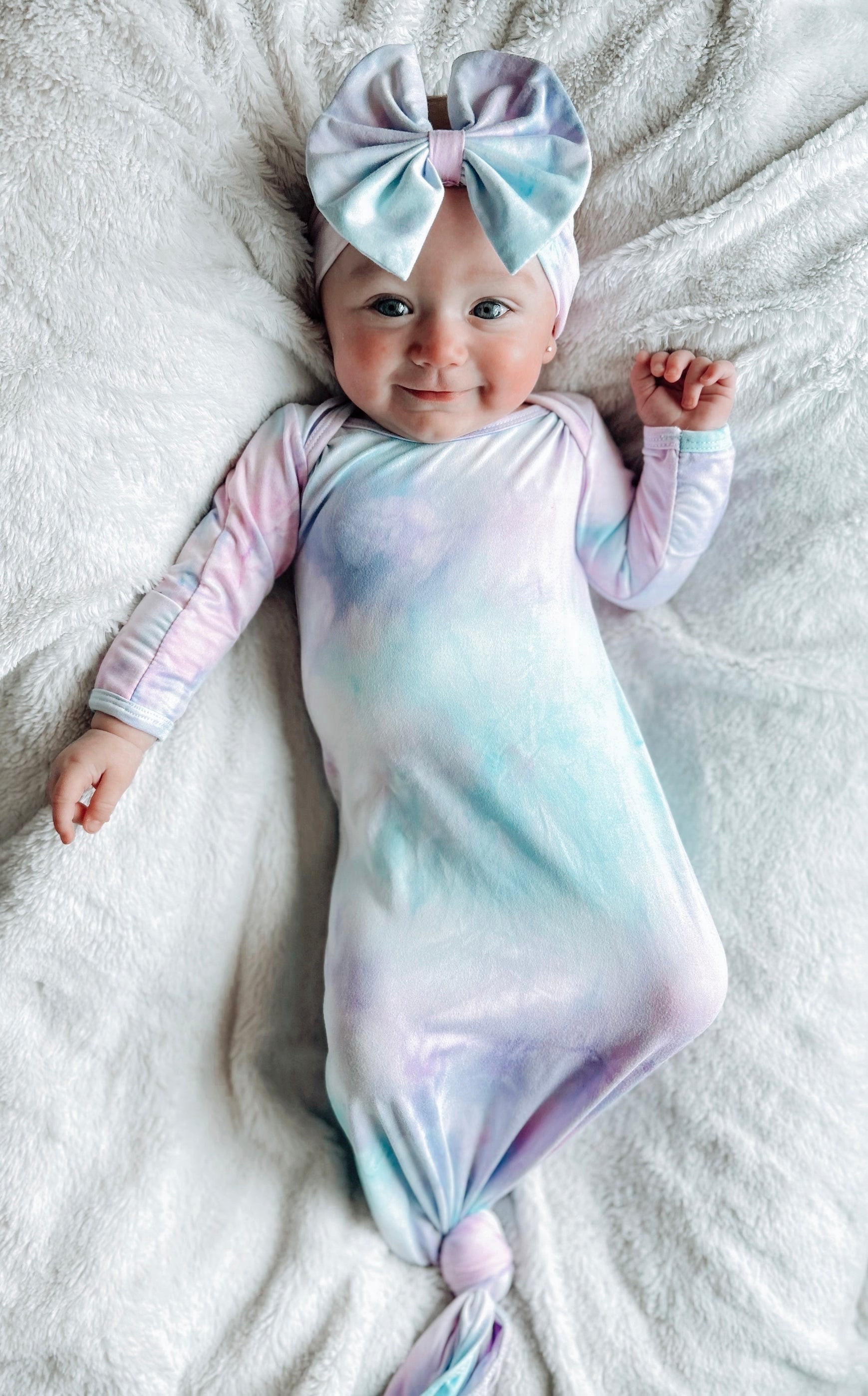 Abito da neonato, abito con volant, abito annodato, vestito per il ritorno a casa, regalo per baby shower, abito da neonato, abito tie-dye per neonata