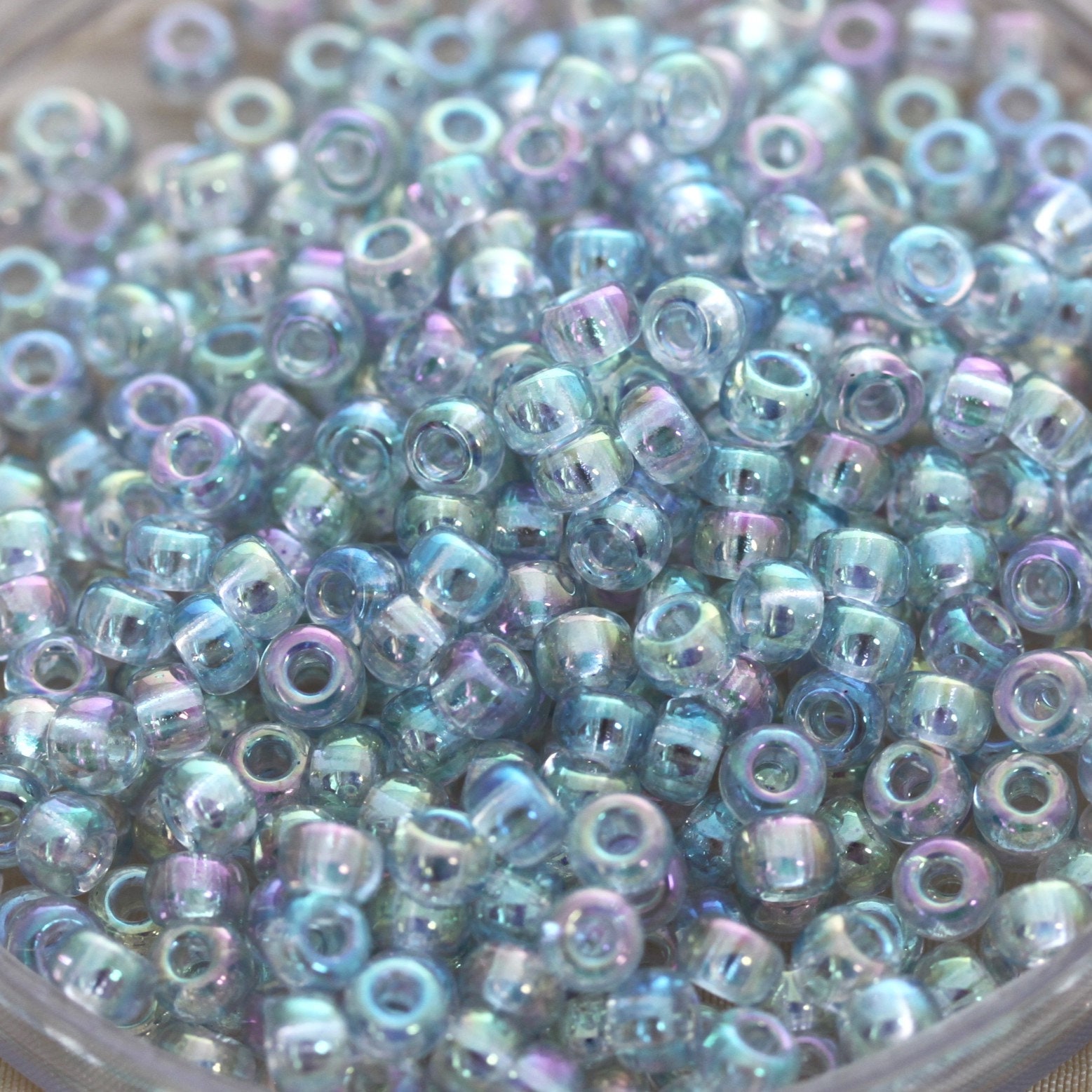 Perline di semi Miyuki trasparenti, 30 g, 6/0, colore azzurro chiaro e oro lucido - 30 grammi - colore spettacolare, Miyuki 2443