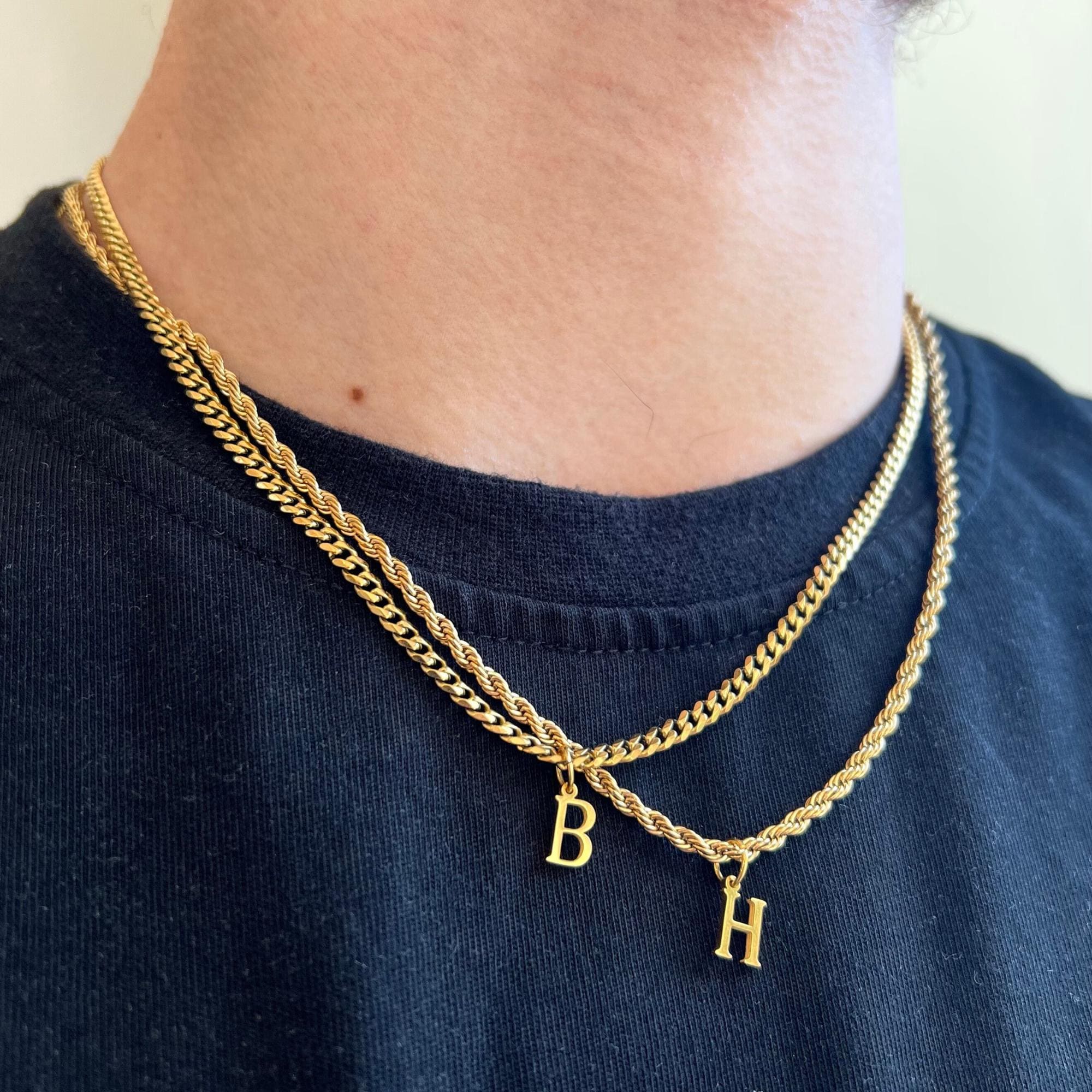 Collana con iniziale per uomo - Ciondolo con catena con iniziale in oro 18 carati - Catena con iniziale cubana/in corda per uomo - Regalo personalizza