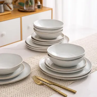 Dinnerware+Sets