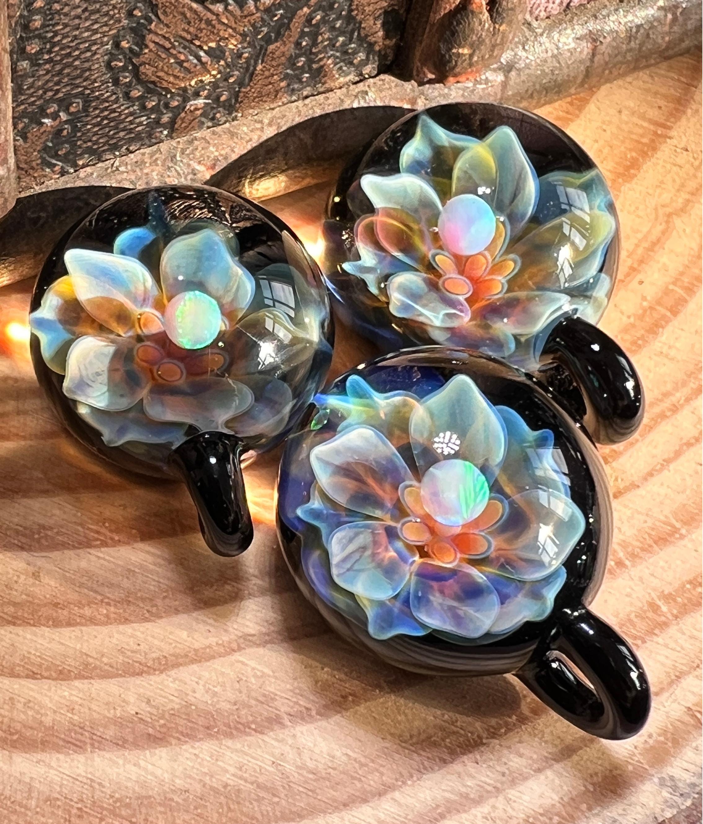Ciondolo a forma di fiore in vetro soffiato, collana in vetro fatta a mano, collana con ciondolo a forma di fiore in vetro soffiato a mano, regalo di