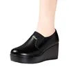 6 cm kleine Größe 33–43 neue Mode Deep Mouth Med Block Heels Schuhe mit Pelz Herbst 2025 schwarze weiche Leder Wedges Schuhe Büro Mama