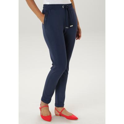Schlupfhose ANISTON SELECTED, Damen, Gr. 38, N-Gr, blau (navy), Jersey, Sweatware, Obermaterial: 47% Polyester, 47% Viskose, 6% Elasthan, casual, figurumspielend knöchelfrei, Hosen Sweathose, mit Glitzersteinen an den Eingriffstaschen Image