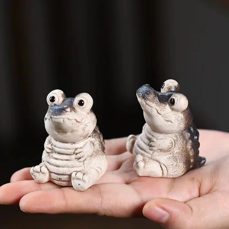 Chubby Little Crocodile Garden Ornament Home Esstisch Dekoration Fun Resin Crafts Gift Mini Cute Crocodile Ornament Image