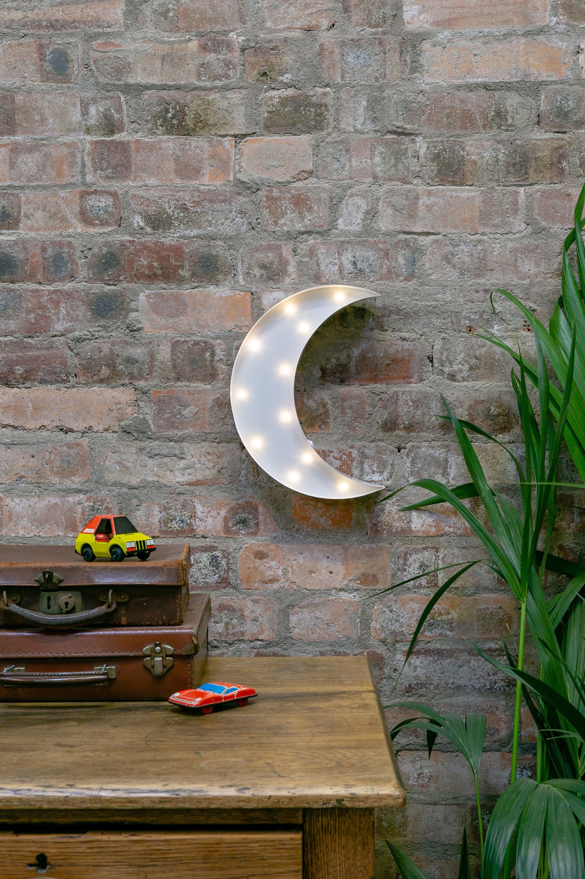 Luce LED a forma di luna bianca - Luce notturna in metallo, decorazione per la cameretta dei bambini
