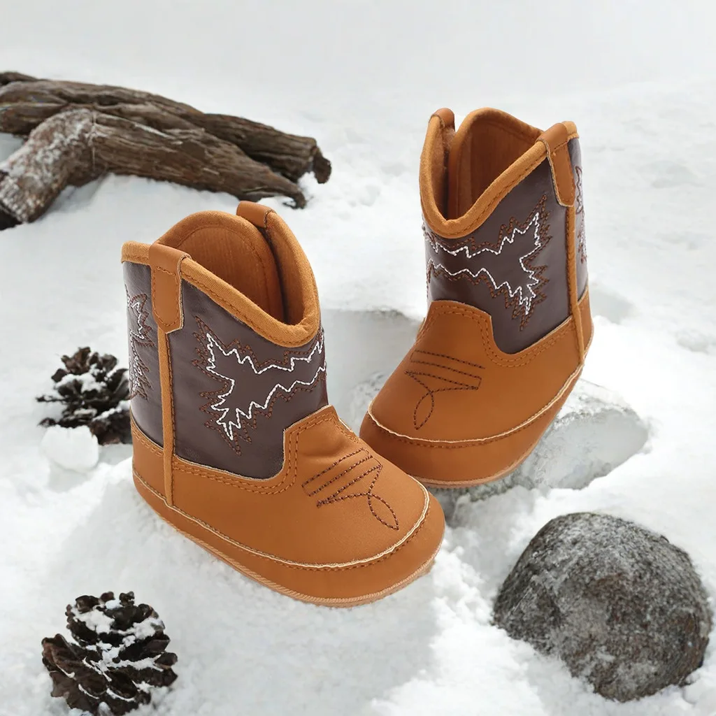 Modische und beliebte Babyschuhe, Western-Denim-Zweilsohle, warme Herbst- und Winterstiefel und rutschfeste, lässige Wanderschuhe aus Gummi