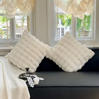 1pc Luxus Faux Kaninchen Fell Kissen Abdeckung 50*50cm Plüsch Milch Weiß Kissenbezug für Sofa Bett Image