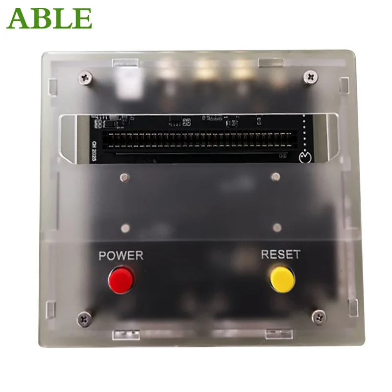 Die Mini-RGB-FC-Spielekonsole unterstützt N-System- und P-System-Chips und unterstützt 15-poligen Erweiterungsports