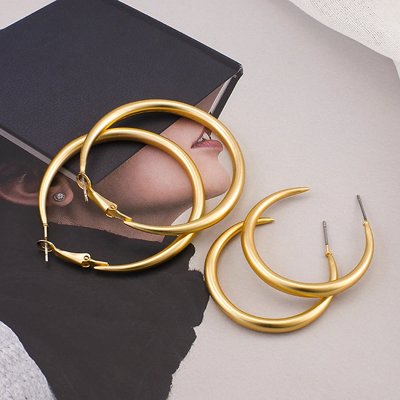 Greatera Creolen für Damen, metallisch, übertrieben, matt, mattiert, große Schleife, Premium-Silbernadel, goldfarben, Schmuck, Geschenk Image