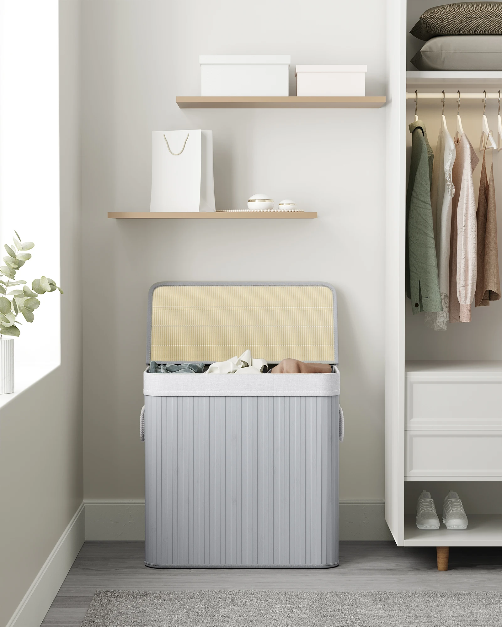 SONGMICS Wäschekorb, mit Deckel und Griffen, aus Bambus, 3 Fächern, 150 L