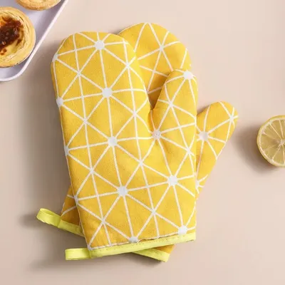 2 pieces of heat-insulating gloves, heat-resistant microwave gloves, and high-temperature resistant kitchen and oven gloves for