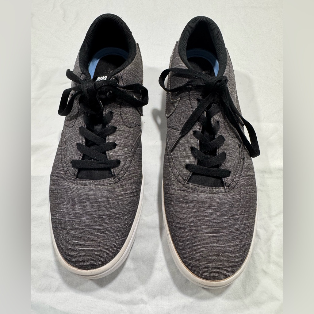 Nike Shoes | Men’s Nike Skate Shoes | Color: Gray/White | Size: 11.5
