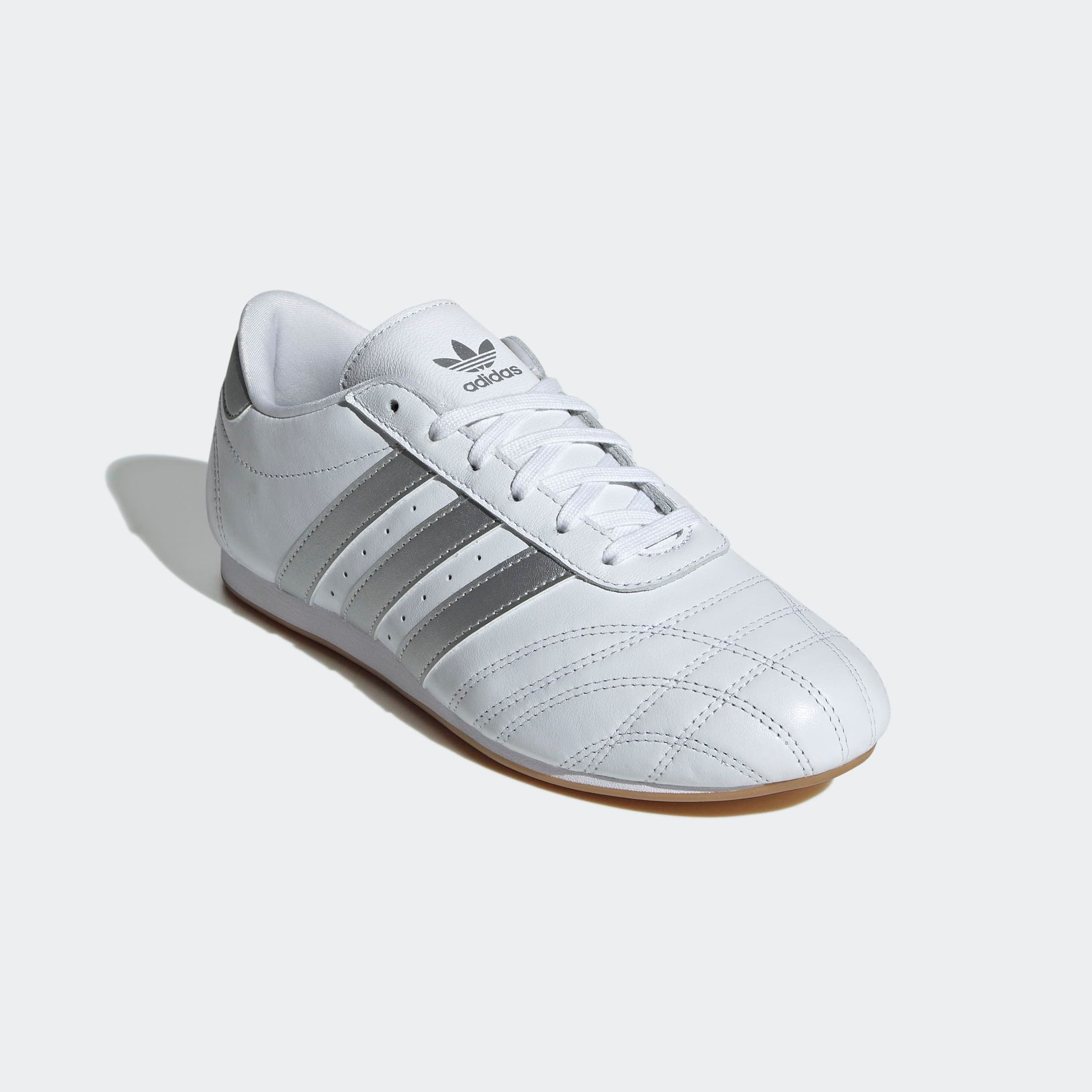 Sneaker ADIDAS ORIGINALS "TAEKWONDO LACE", Damen, Gr. 42, weiß (cloud weiß, silber metallic, gum 3), Leder, Schuhe Sneaker