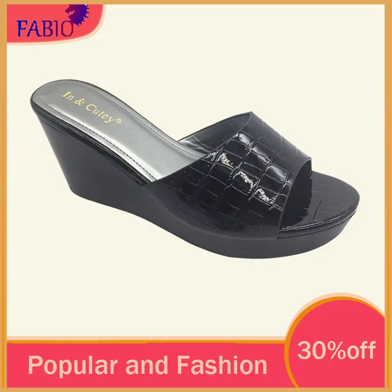 African Mom's Crocodile Print PU Damen-Hausschuhe mit hohen Absätzen, modisches, einfarbiges Design mit dicker Sohle, beliebte Damenschuhe