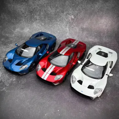 AUTOart 1/18 scale New Ford GT ABS material Full Open car model Static Display Holiday gift collection Sports car model