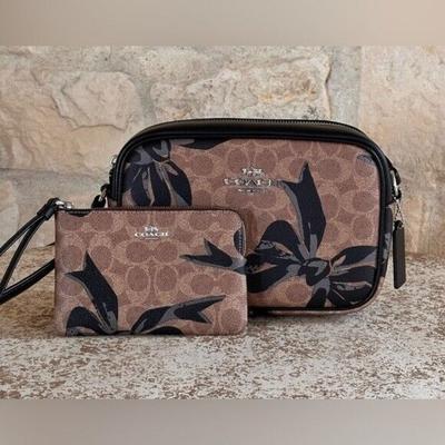 Coach Bags | Coach Jamie Bow Print Cz769 Camera Bag In Signature Canvas /Wristlet Option Nwt | Color: Black/Brown | Size: Os