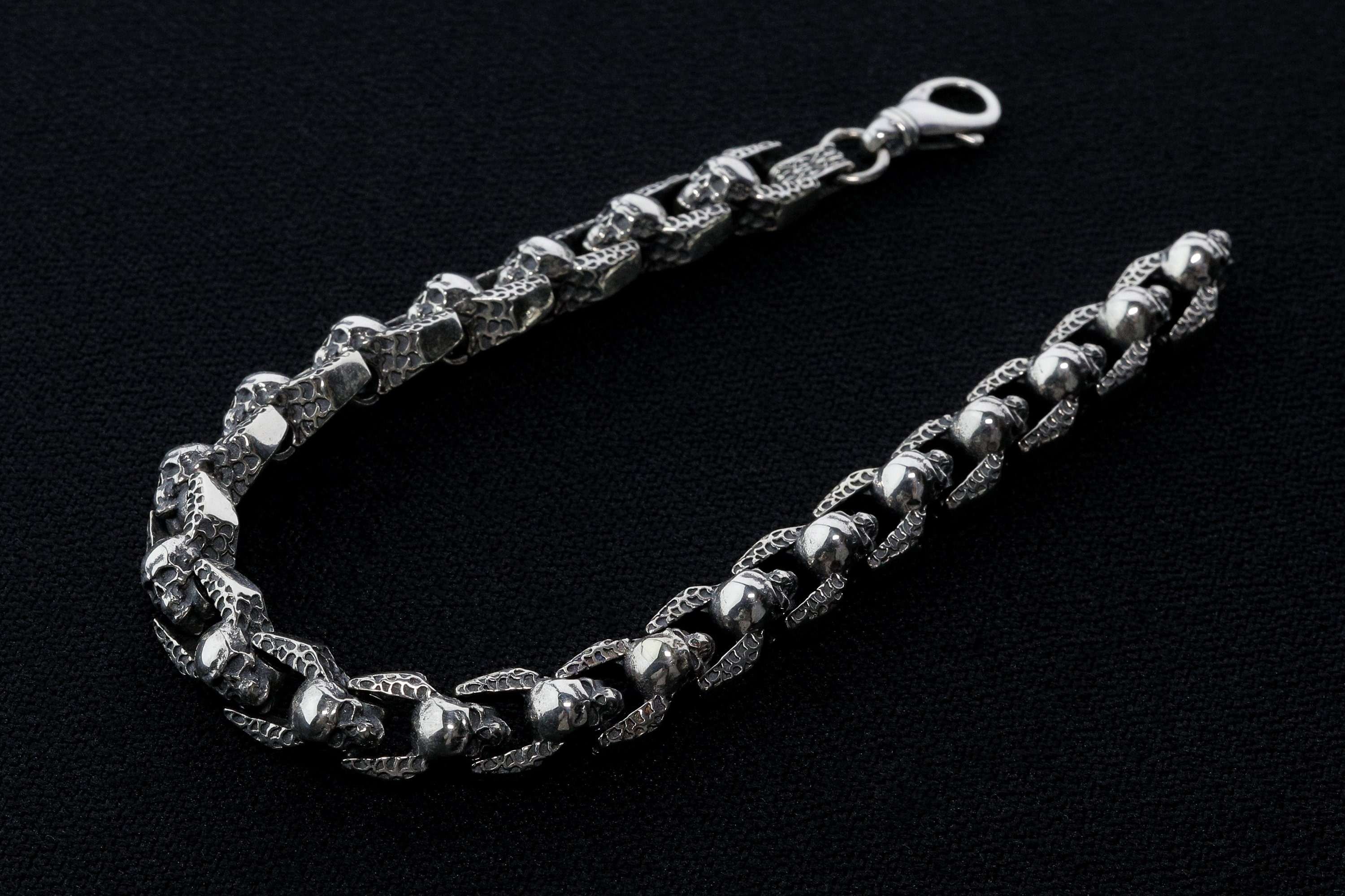 Bracciale con teschio placcato in argento sterling 925, bracciale a maglie, bracciale fatto a mano, bracciale in argento gotico, bracciale da uomo, re