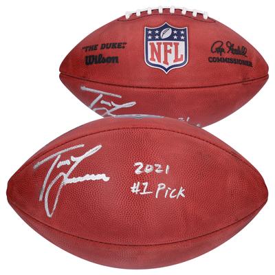 Jacksonville Jaguars Trevor Lawrence signierter Wilson Duke Full Color Pro Football mit der Aufschrift „2021 #1 Pick“ Image