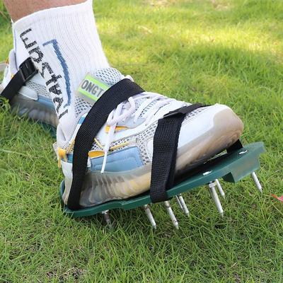 Lawn Spike Aerator Shoes Triangle Buckle Straps Lawn Aerator Spike Shoes Scarifiers Shoes for Garden Yard (Green)