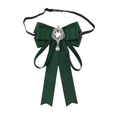 elegante papillon bordeaux con ciondolo gioiello – accessorio femminile in stile vittoriano per eventi formali, matrimoni e cosplay